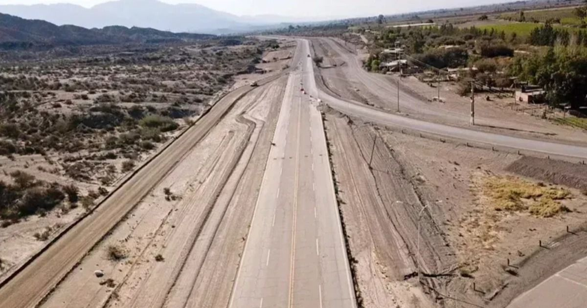 San Juan proyecta usar deuda por US$600 millones en viviendas y rutas, pero faltan bonos y licitaciones