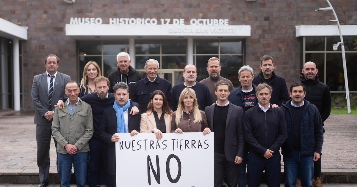 Doce intendentes bonaerenses armaron una liga para evitar la ruptura del peronismo