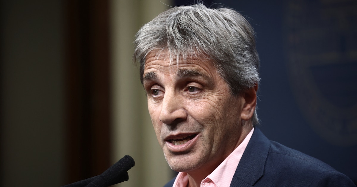 El Gobierno tiene menos margen para recortar y apuesta a recaudar más para sostener el superávit