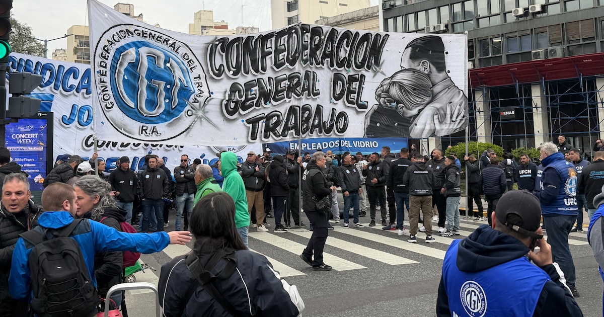 El Congreso acumula casi 30 proyectos por la deuda familiar y desafía la negativa oficial
