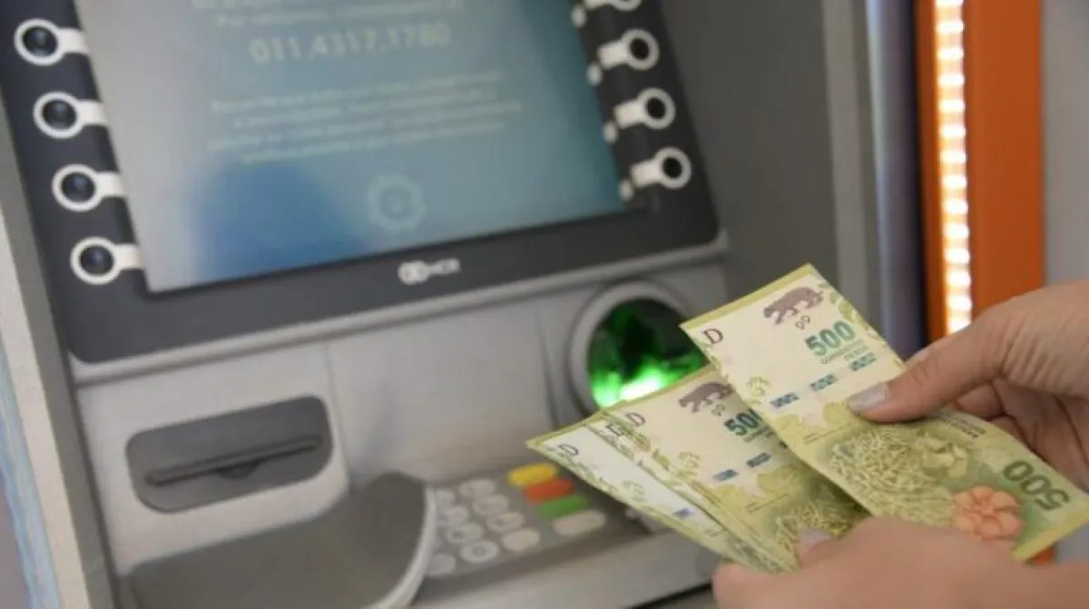 San Juan adelanta el pago estatal al 29 de agosto e incorpora una suba salarial del 4%
