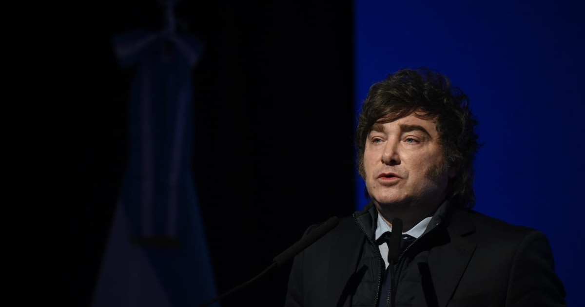 Milei pidió a sus ministros confrontar la agenda opositora sobre deuda y discapacidad
